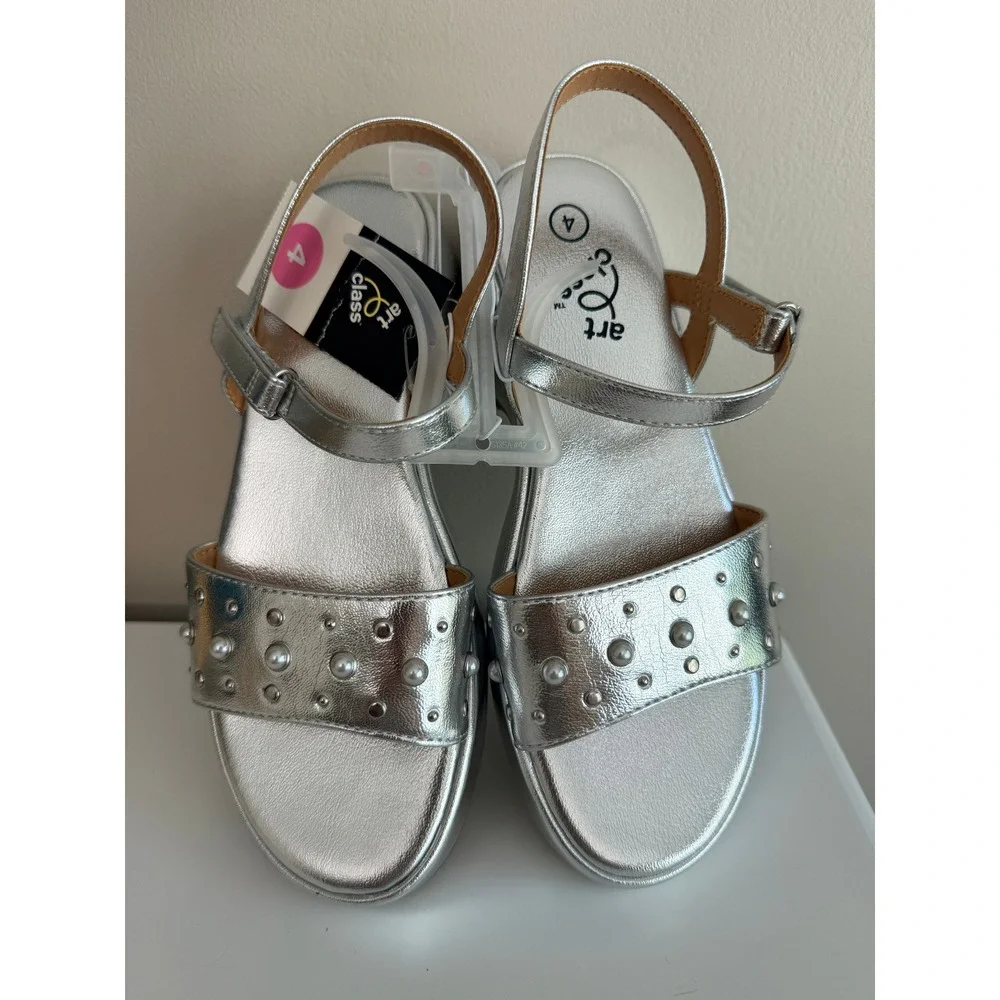 Art Class Platform Sandals Girls Size 4 Silver Studded Pearl NWT